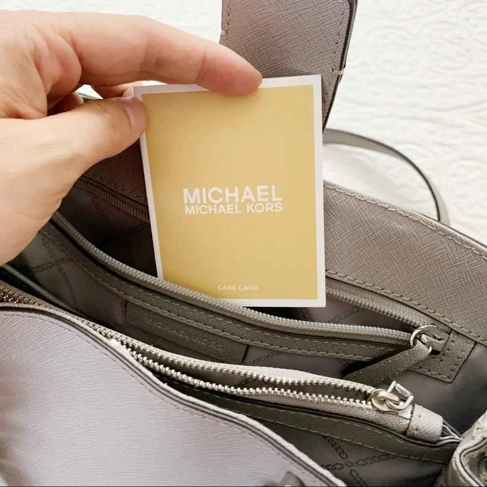 NEW‎ Michael Kors Cynthia Saffiano Leather Satchel